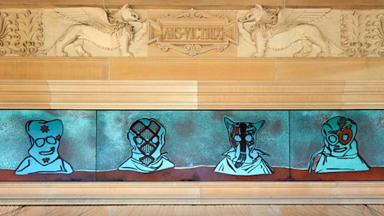 Dicken’s glass relief.
