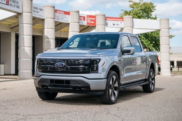 Electric vehicles like the F150 Lightning ute will be used as renewable energy storage batteries to power the home.