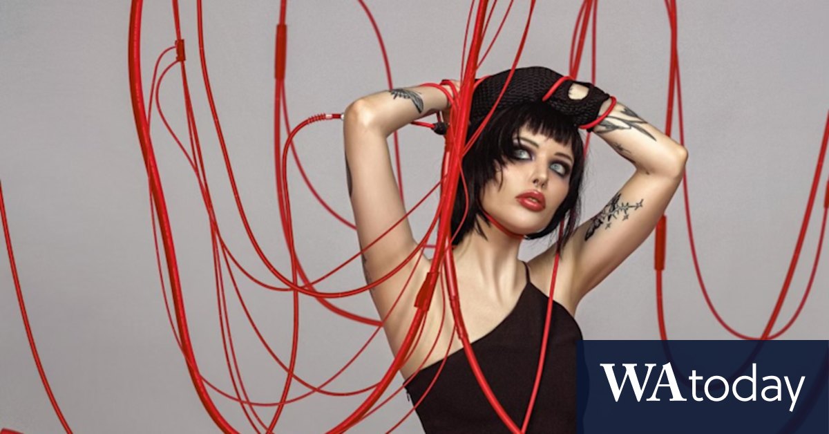 Alice Glass' new album: a catharsis and a call to unity for all survivors - Vimarsana News
