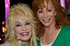 Reba McEntire revealed she missed longtime friend Dolly Parton’s final phone call and couldn’t get in touch with her again before her death, mere weeks later. 