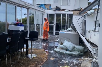 An ABC listener said the roof came off his holiday home in Eagle Bay about 3am.