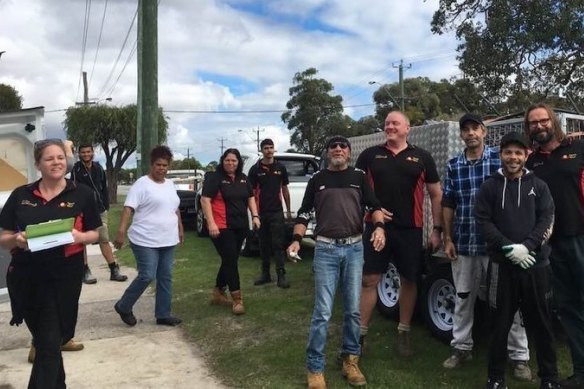 First Nations Homelessness Project at an eviction prevention busy bee. Founder Jennifer Kaeshagen (far left) and team leader Mona Yarran (fourth from left).