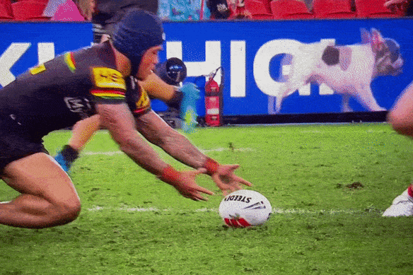 Did Brian To’o have possession of the ball?