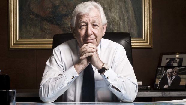 Australia 'moving in the wrong direction', says Frank Lowy
