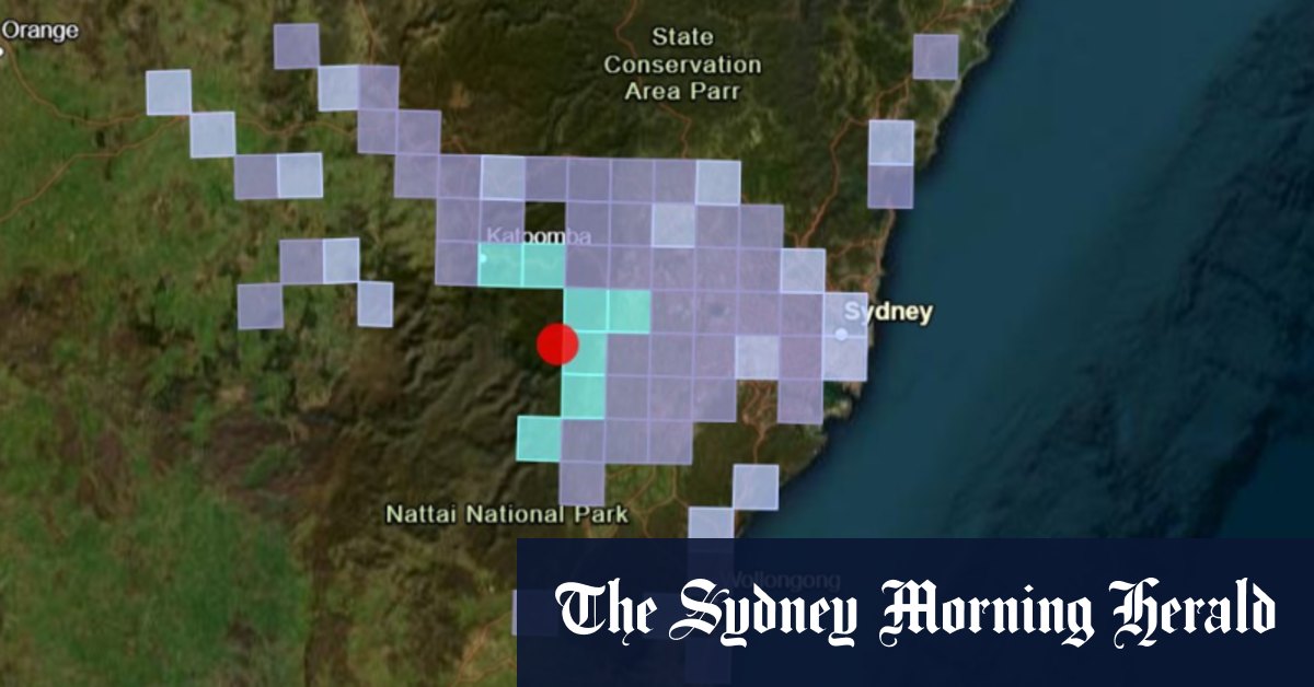 An earthquake hits Sydney and the Blue Mountains
