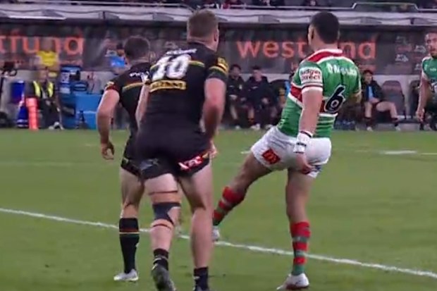 Walker's actions ultimately cost his rookie teammate a try.