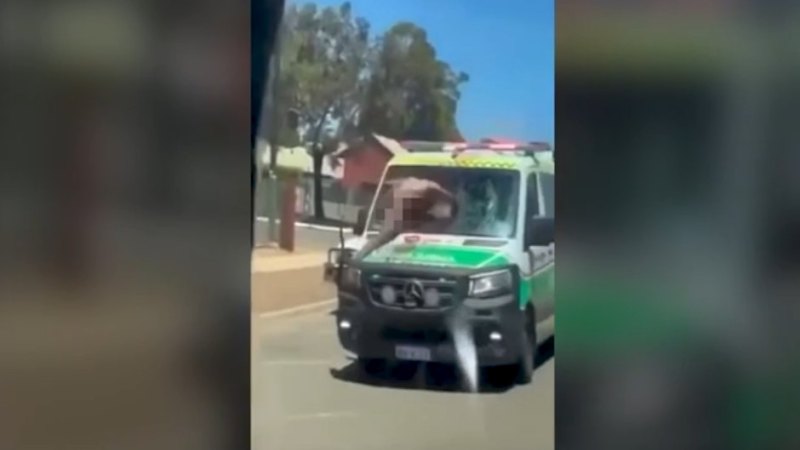 Kalgoorlie man arrested after headbutting, punching through ambulance windscreen