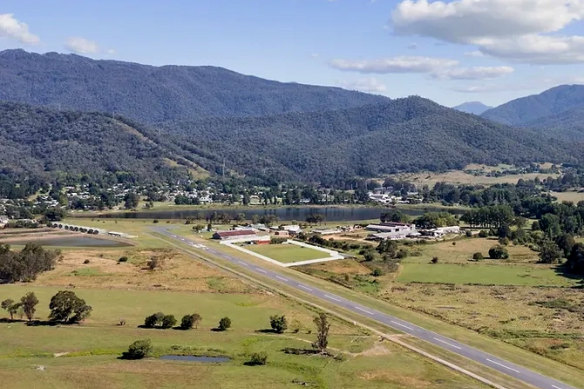 A view of the landing strip at Mount Beauty airport.