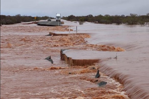 Stranded people had to be rescued as floods wreaked havoc in Carnarvon in WA’s north.
