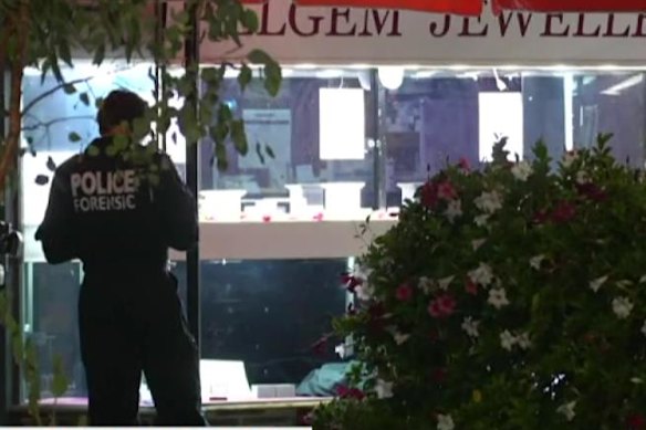 The London Court jeweller was broken into overnight.