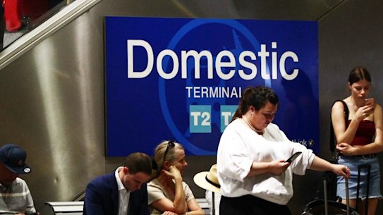 Labor vows to lower ticket fares for airport trains