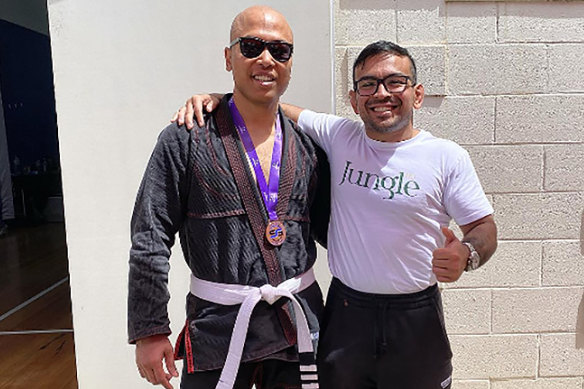 Kadek Artayana with his coach Mikael Yahaya.