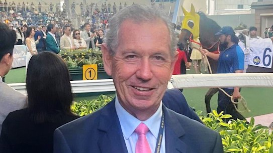 Vet Dr Glenn Robertson-Smith.