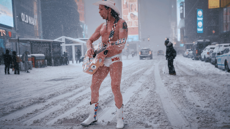 Millions shiver as big freeze grips United States