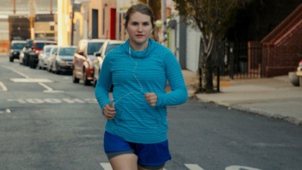 Jillian Bell found the constant shift in her appearance mentally challenging while filming Brittany Runs a Marathon. 