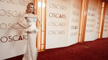 Stars strut the red carpet before the start of the Oscars.