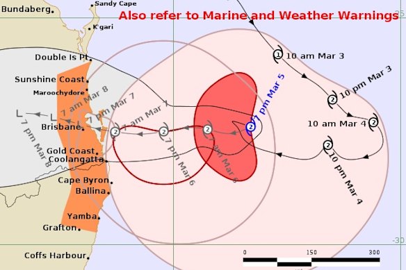 The latest tracking map from the weather bureau, updated just before 8pm, shows Cyclone Alfred crossing the coast at 7pm Friday, much later than previously predicted.