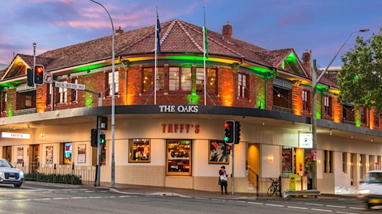 The Oaks Hotel in Neutral Bay has been sold at price said to be about $150 million.