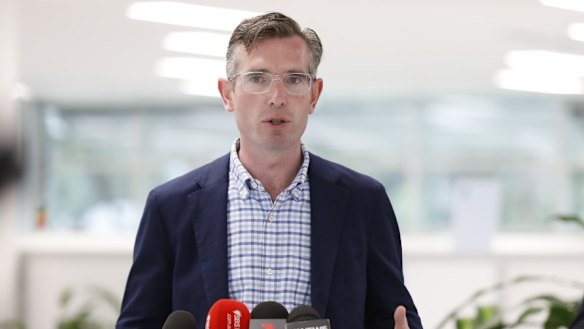 NSW Premier Dominic Perrottet is encouraging people to stick with their plans to holiday in regional NSW.