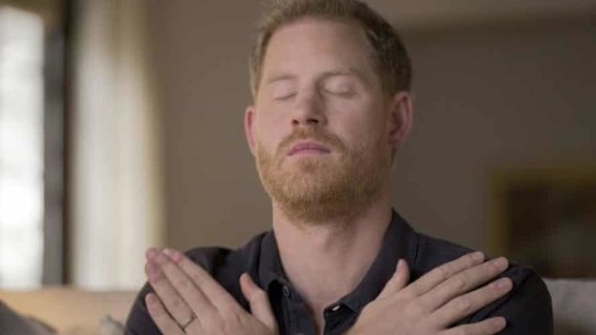 Prince Harry, practising EMDR therapy in the Apple TV documentary “The Me You Can’t See”.