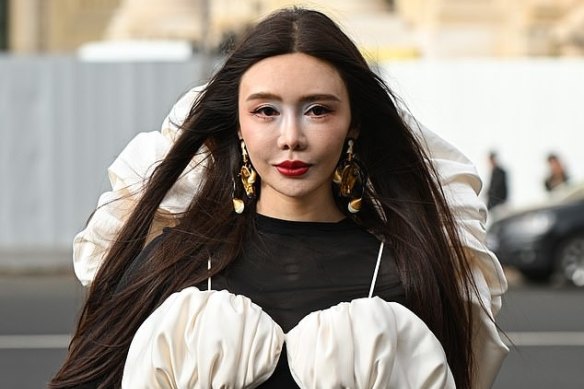 Shafira Huang has offered has offered a £1.5 million reward for help to catch the thief.