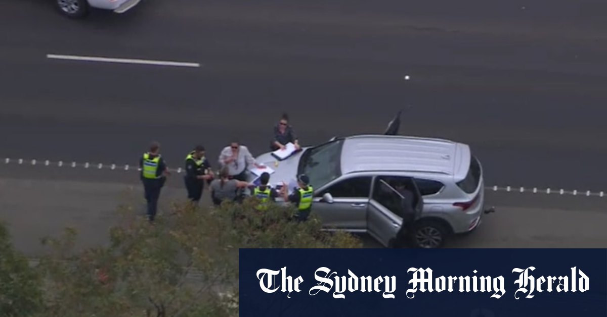 Tarneit woman suffers life-threatening injuries in incident on Princes Freeway - Vimarsana News