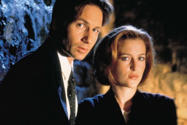 Gillian Anderson, leaves Hollywood, what happened, The X-Files, David Duchovny