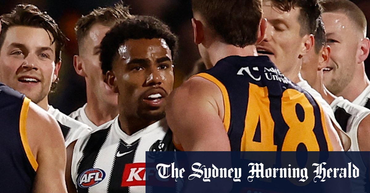 ‘It’s not an ideal situation’: Quaynor lets play do the talking after relentless booing from Crows fans