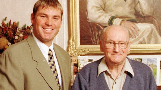 Shane Warne and Sachin  Tendulkar with Sir Donald Bradman at a 90th birthday celebration at his home. 