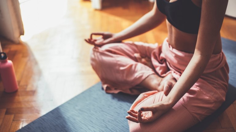 Bikram vs. Vinyasa Hot Yoga-Which one is right for you?