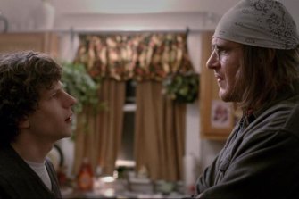 Jesse Eisenberg and Jason Segel star in The End of the Tour.