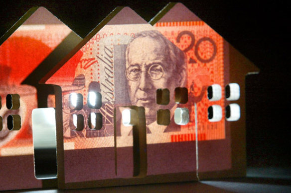 A government-run reverse mortgage helps retirees live more comfortably