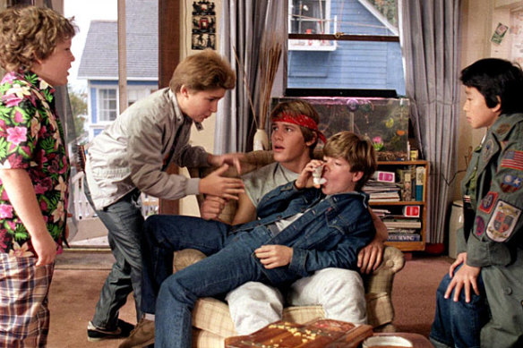 Jeff Cohen, Corey Feldman, Josh Brolin,Sean Astin, and Jonathan Ke Quan in 1985 movie, The Goonies.