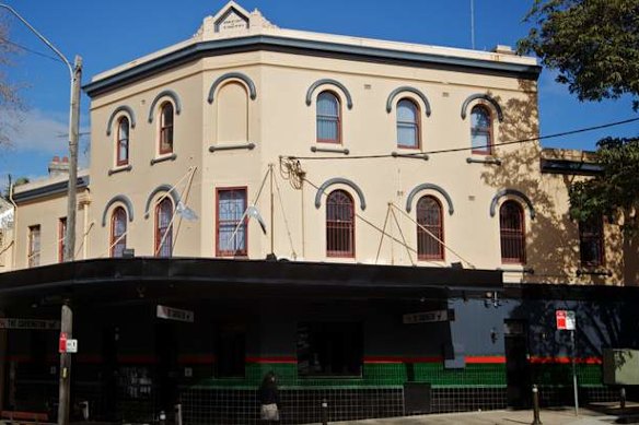 The Carrington Hotel on Bourke Street, Darlinghurst.