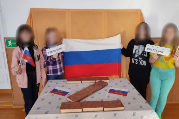 Some Russian parents have tried to cancel their children’s Z campaign photo sessions at school. 
