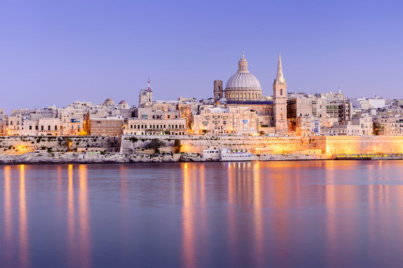 Explore the enchanting atmosphere of Malta’s capital Valletta.