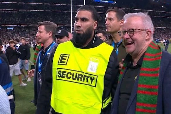 Prime Minister and South Sydney Rabbitohs supporter Anthony Albanese on the field at Allianz Stadium to congratulate Alex Johnston after he broke the all-time NRL try-scoring record.