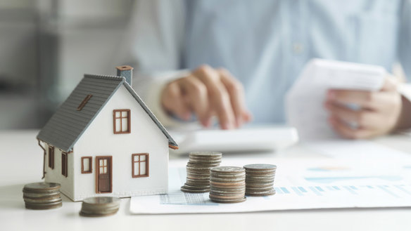 Getting a few extra dollars in your pocket doesn’t have to involve major, life-changing decisions.