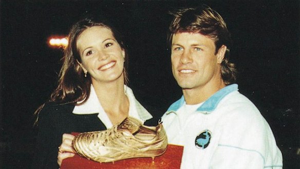 Macpherson and Ettingshausen pose together in 1993, to mark his 200th game.