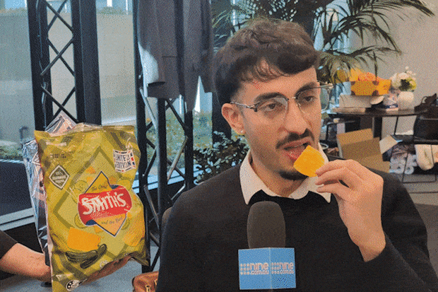 nine.com.au tries British Smith’s chips flavours