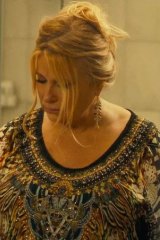 Screenshot of Jennifer Coolidge wearing Camilla in the HBO/Foxtel series The White Lotus.