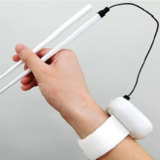 The electric chopsticks are considered a possible tool to reduce salt consumption,