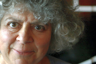 Actor Miriam Margolyes will appear in controversial play 'Seven Jewish Children'.