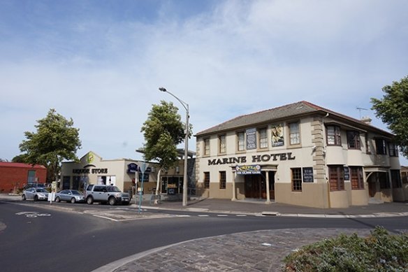 Marine Hotel at 199–217 New Street, Brighton.