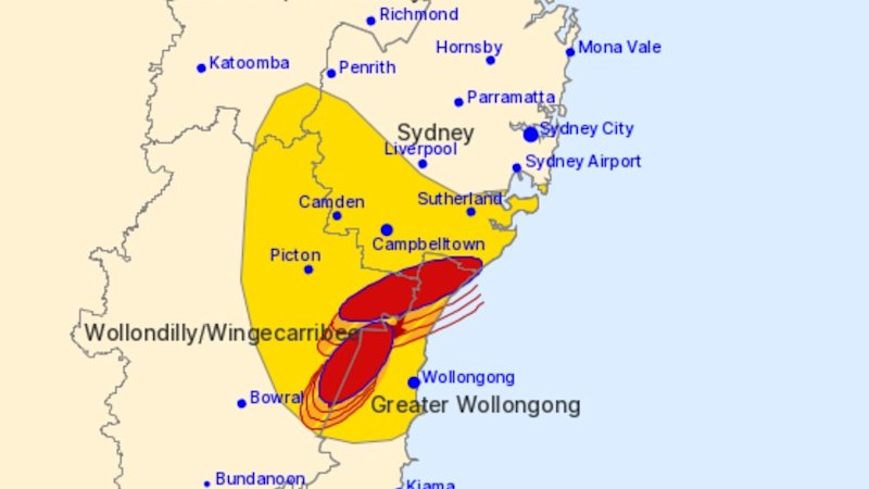 Floods, thunderstorms spark warning for airport, south-west Sydney