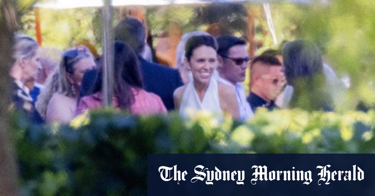 Jacinda Ardern and Clarke Gayford finally tie the knot