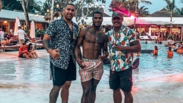 Nelson Asofa-Solomona with teammates Suliasi Vunivalu (centre) and Tui Kamikamica in Bali.