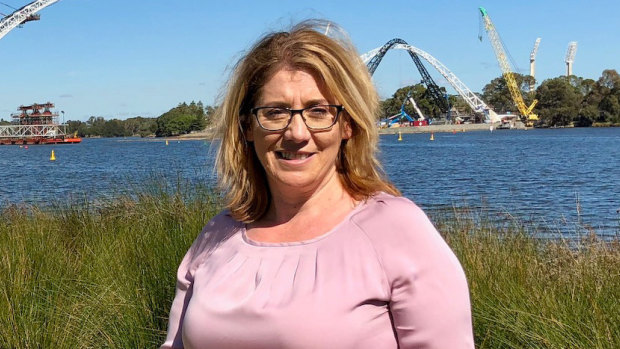 Transport Minister Rita Saffioti has backed Labor's Darling Range candidate Colleen Yates.