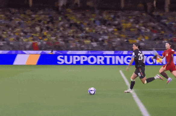 Sam Kerr scores for the Matildas against China.