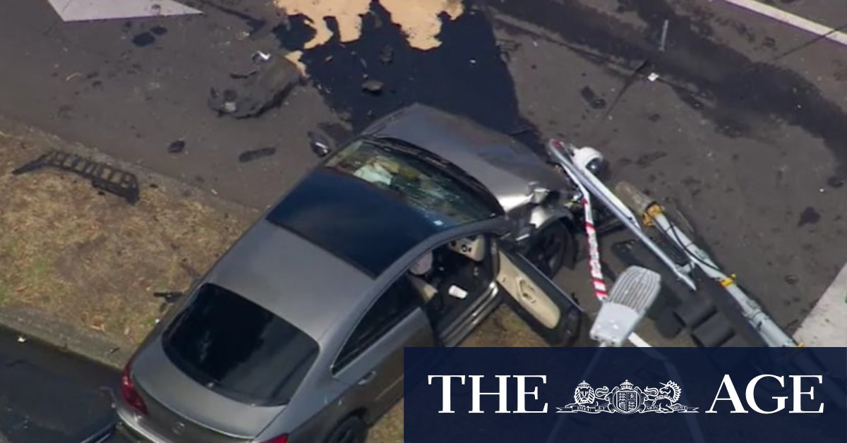 Carlton crash: Driver arrested, teen fighting for life - Vimarsana News